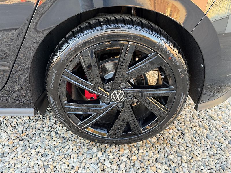 Volkswagen Golf GTD 2,0 TDi/147kW - DSG,Matrix - fotka 72 z 85