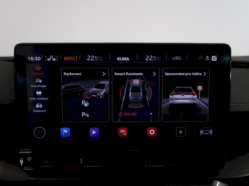 Cupra Formentor (2024) 1.5TSI 110KW DSG - fotka 31 z 45
