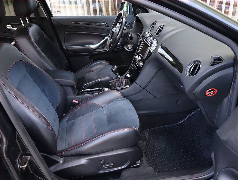 Ford Mondeo (2009) 2.2 TDCI, po STK, dobrý stav - fotka 9 z 15