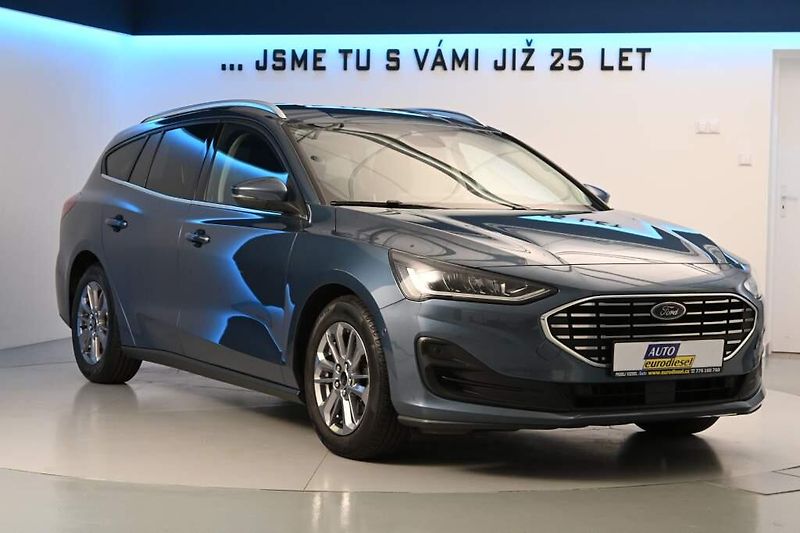 Ford Focus (2023) 1.5 LED TITANIUM Kamera 8AT EC - fotka 4 z 28