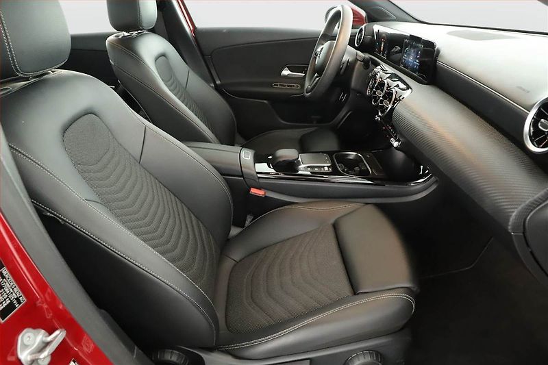Mercedes-Benz Třídy A (2020) A 250 e - fotka 7 z 22