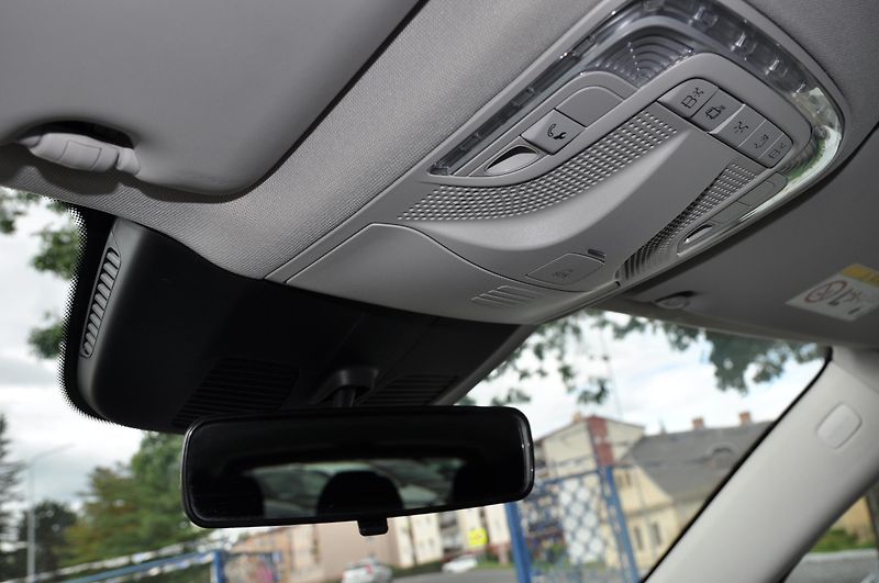 Mercedes-Benz Vito 300d L TOURER 4x4 - fotka 21 z 23