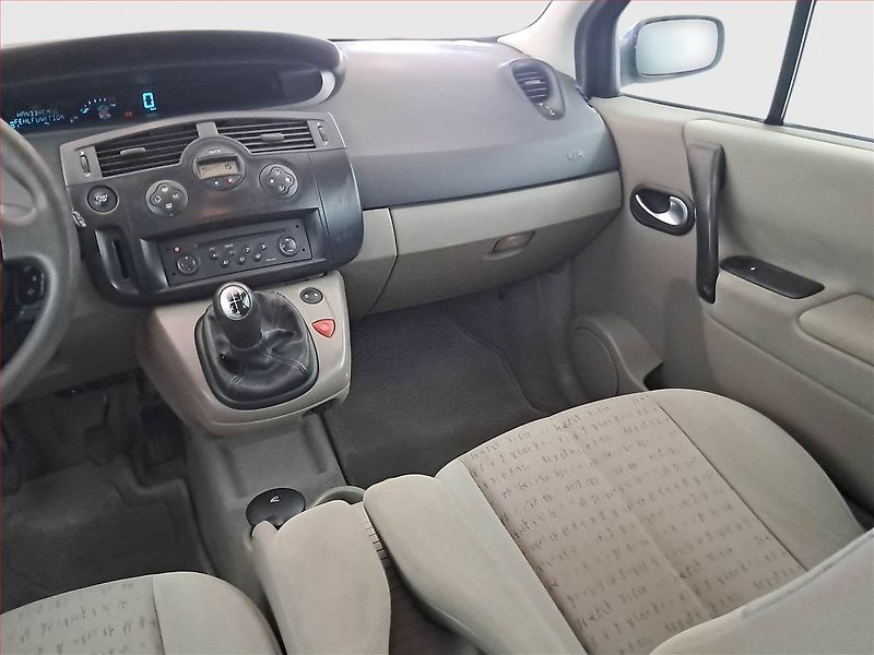 Renault Scénic (2004) 1.6 16V, Serv.kniha, po STK - fotka 8 z 16