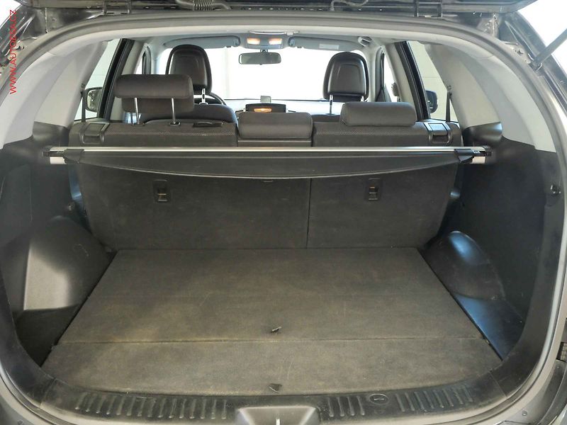 Kia Sorento (2010) 2.2CRDi 4x4, AC, temp - fotka 7 z 18