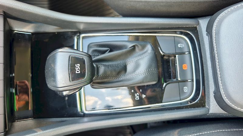 Škoda Karoq (2020) AMBITION PLUS TSI 1.5/110KW DS - fotka 24 z 33