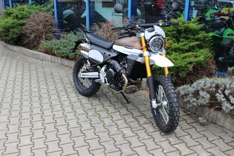 Fantic Caballero 500 Explorer (2024) 2024 SKLADEM akce - fotka 1 z 9