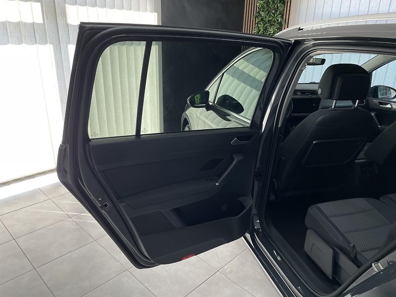 Volkswagen Touran 1.5 TSi 110 kW REZERVACE  - fotka 16 z 25