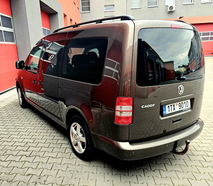 Volkswagen Caddy (2012) CADDY MAXI 7 MÍST  TAŽNÉ  STK - fotka 6 z 23