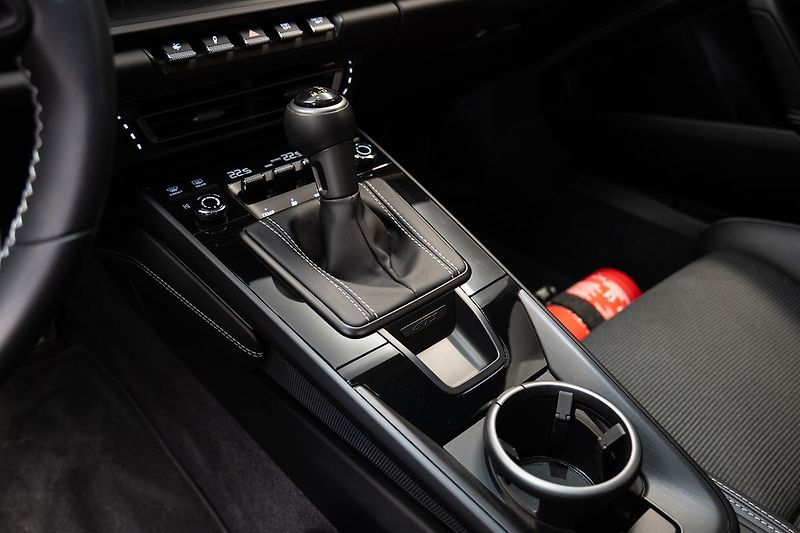 Porsche 911 GT3 Touring /LIFT/PCCB/LED - fotka 14 z 20