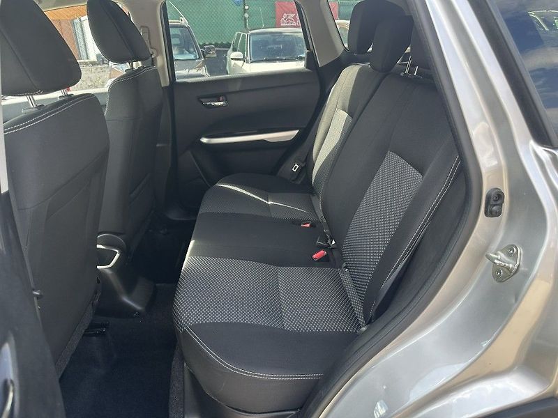 Suzuki Vitara 1.6i 88kW AllGrip 4x4 serviska - fotka 20 z 27
