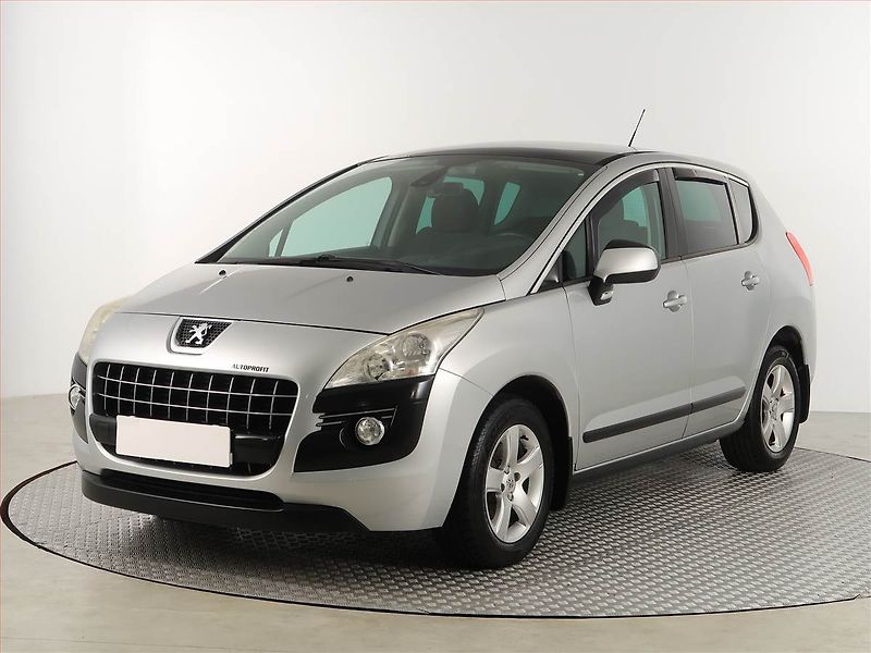 Peugeot 3008 (2012) 1.6 HDi, Tempomat - fotka 2 z 17