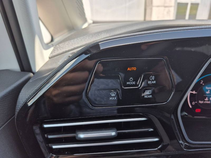 Volkswagen Caddy (2024) 2.0 TDI 90kW Style - fotka 14 z 33