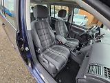 Volkswagen Touran (2013) 1.2 TSI 77KW - náhled 21