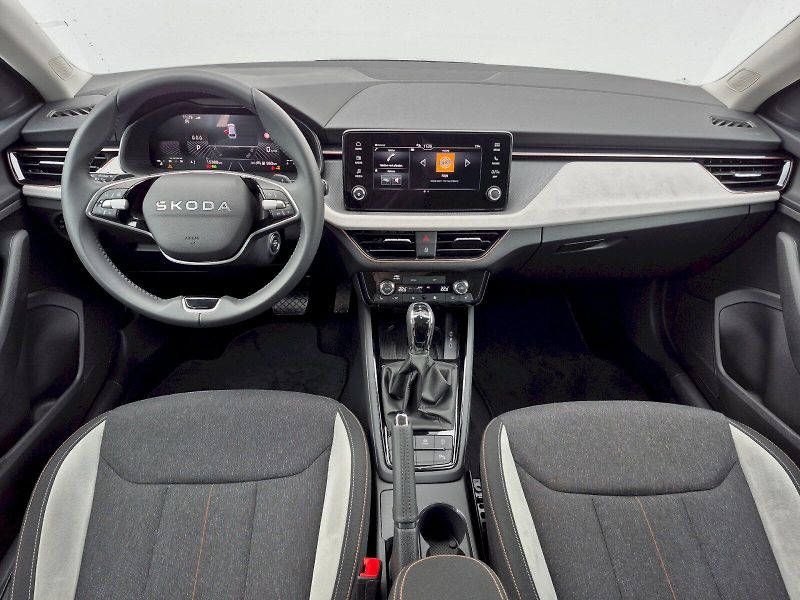 Škoda Scala (2025) Top Selection 1.0 TSI 85kW DSG - fotka 5 z 29
