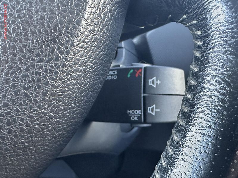 Dacia Duster (2014) 1.2TCe, AC, tažné - fotka 12 z 16