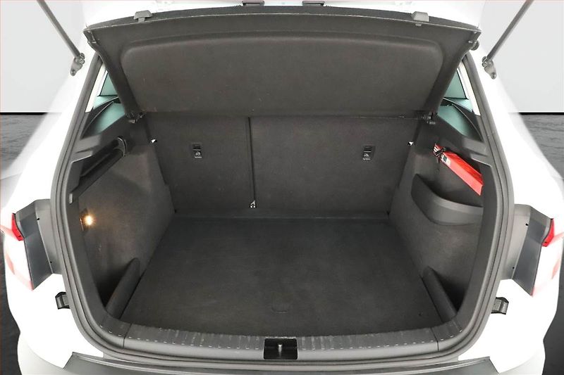 Škoda Karoq (2018) 2.0 TDI, 4X4, Automat, Navi - fotka 11 z 17