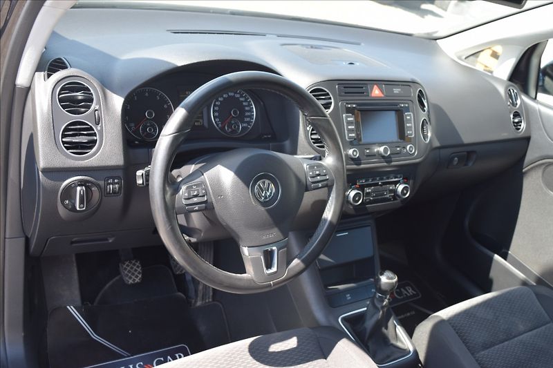 Volkswagen Golf Plus 1,4 i 59KW VÝHŘEV NAVI ALU - fotka 16 z 46