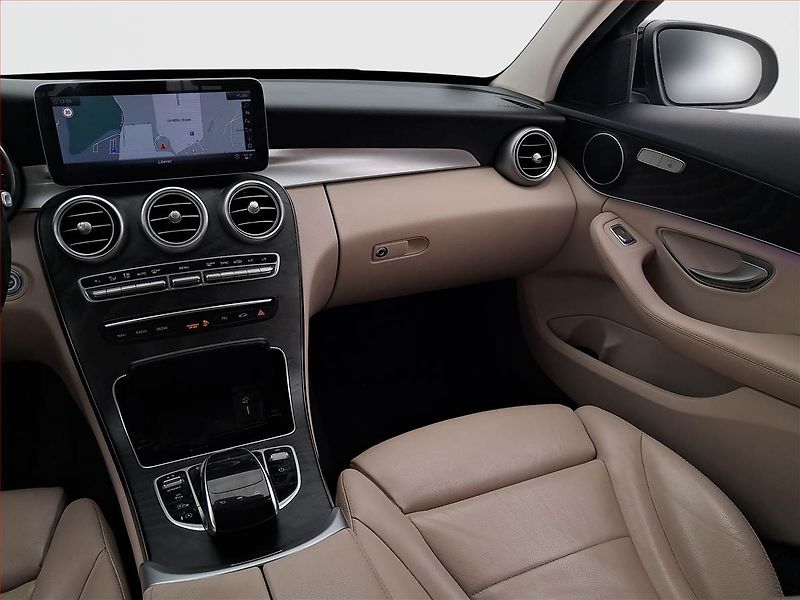 Mercedes-Benz Třídy C (2018) C 220 d, Automat, Kůže, Navi - fotka 8 z 21