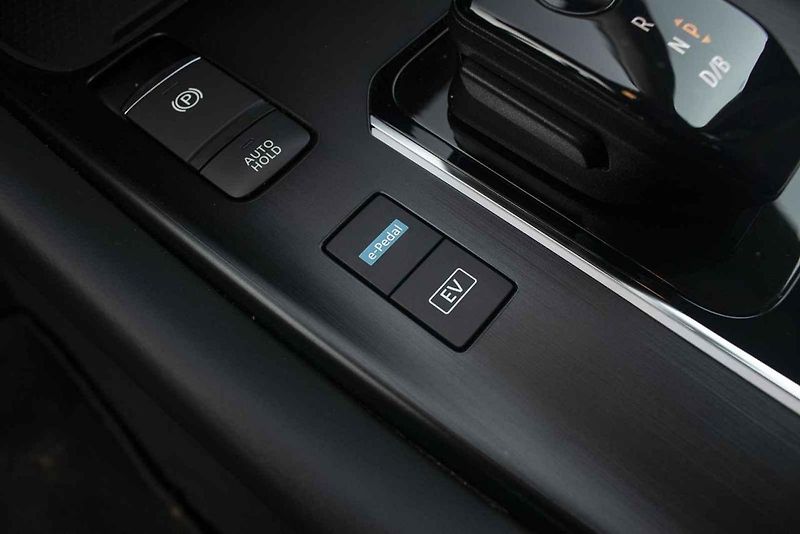 Kdysi byl ve svém segmentu jeden z mála, dnes si musí Nissan Qashqai poradit s početnou konkurencí.