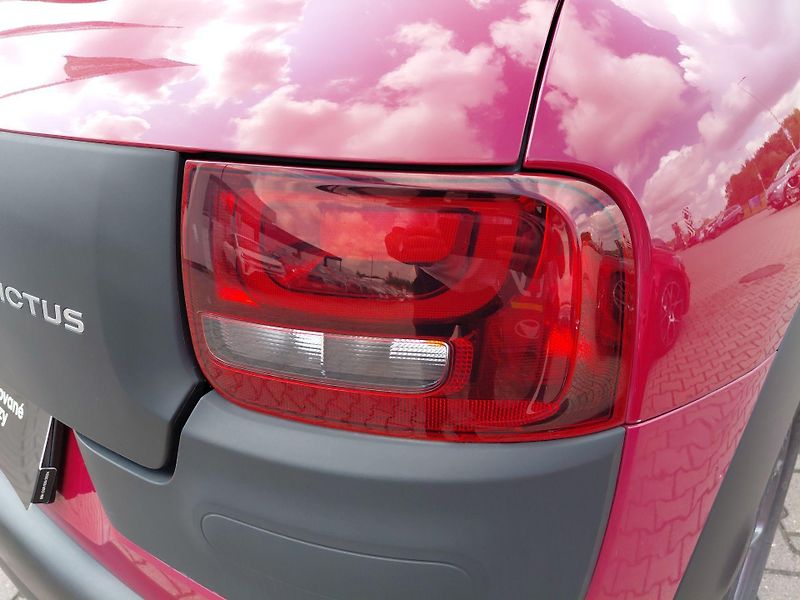 Citroën C4 Cactus (2017) 1,2 PT 60 kW Feel Edition - fotka 12 z 24