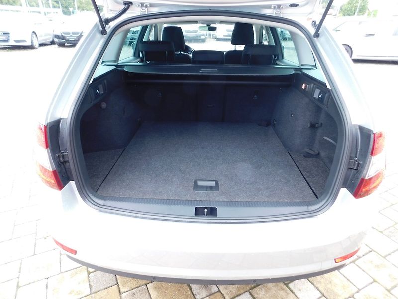 Škoda Octavia (2017) III KOMBI 1.4 TSI AUTOMAT - fotka 24 z 39