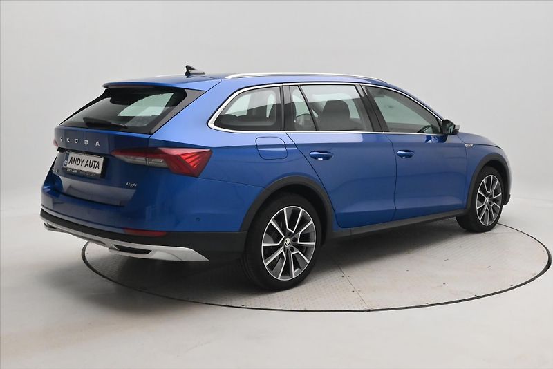 Škoda Octavia 2,0 TDI 147kW 4x4 DSG Scout Zá - fotka 5 z 31
