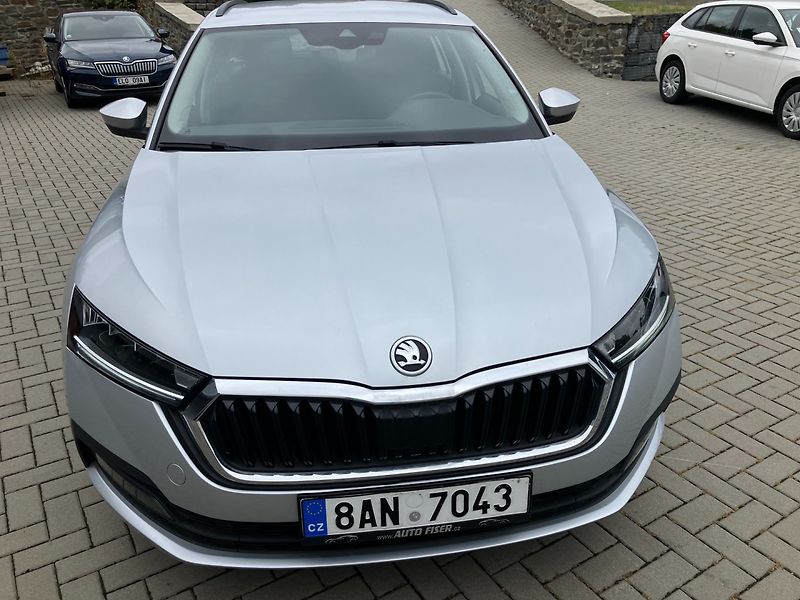 Škoda Octavia (2021) 2.0TDI AMBITION PLUS NAJ.43TKM - fotka 12 z 29