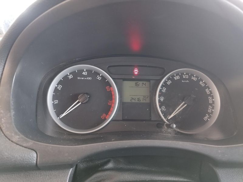 Škoda Roomster (2009) 1.4 63kW,KLIM.,TEMPOMAT - fotka 26 z 34