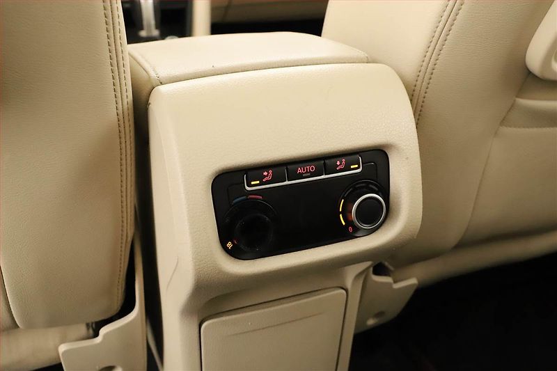 Volkswagen Sharan (2013) 2.0 TDI, Automat, 7 míst, Kůže - fotka 14 z 19
