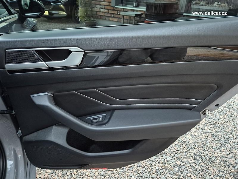 Volkswagen Arteon (2023) 2.0TSi 140KW 22.997km R-Line - fotka 50 z 56