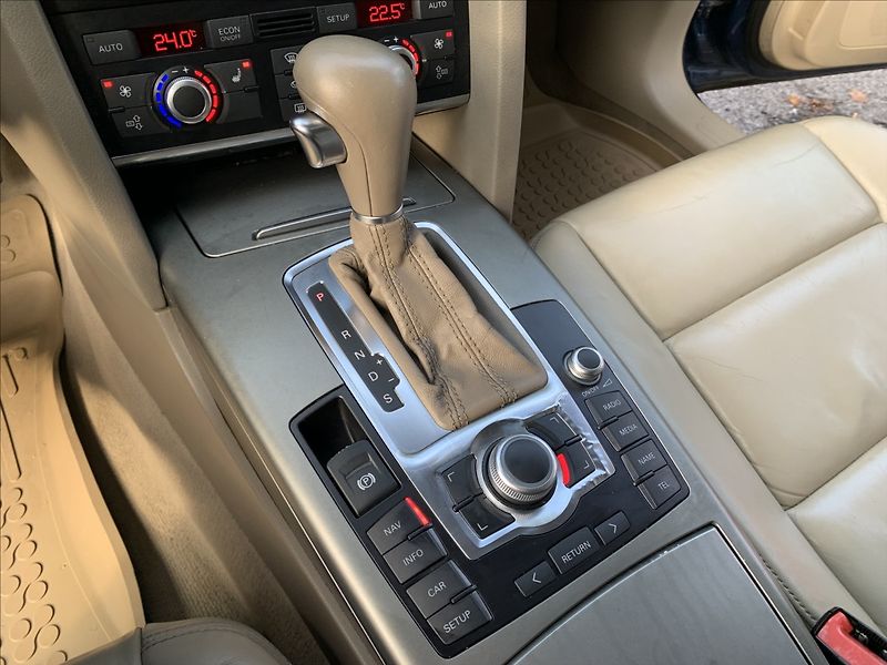Audi A6 Avant 2,7 TDI KŮŽE AUTOMAT SER - fotka 13 z 22
