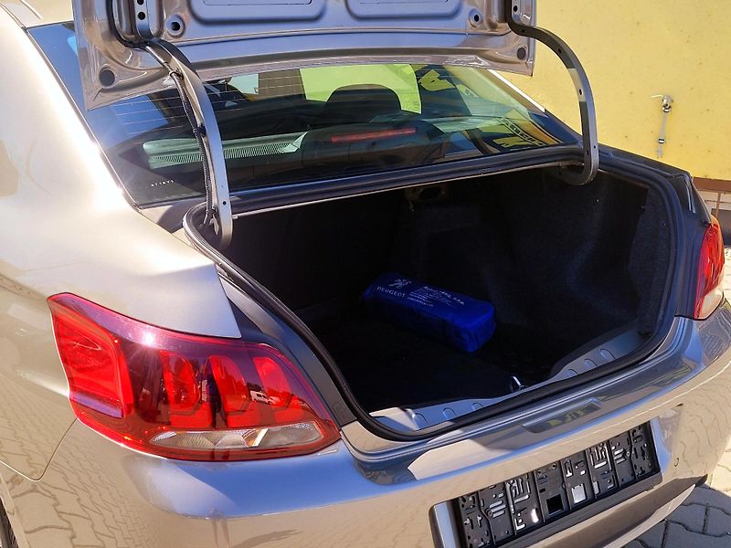 Peugeot 301 EAT6 115k *SERV.KN*CZ, 1xMaj - fotka 11 z 42