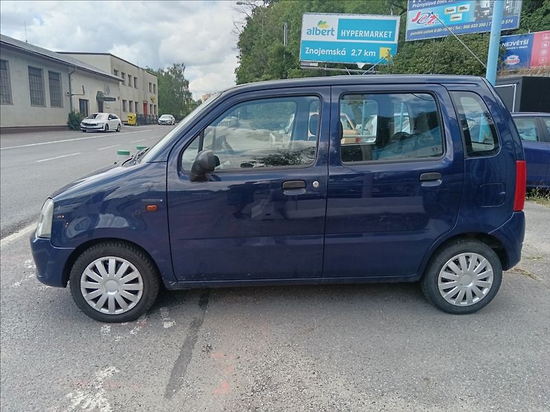 Opel Agila 1,0 i - fotka 6 z 19
