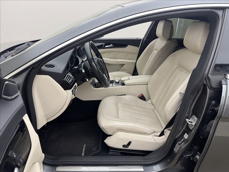 Mercedes-Benz CLS 3,0 DPH 4X4 H/K AMG LED ACC ČR - fotka 40 z 59