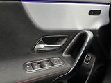Mercedes-Benz Třídy A A-Třída 250e AMG Line - náhled 13