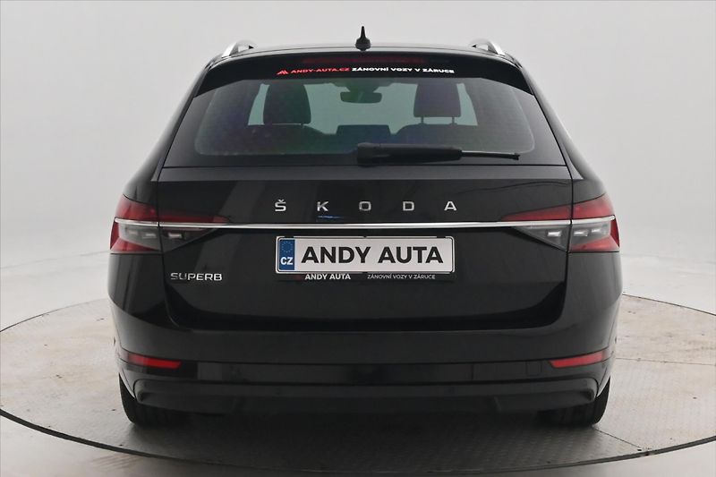 Škoda Superb 2,0 TDI 110 kW DSG Style Záruk - fotka 6 z 32