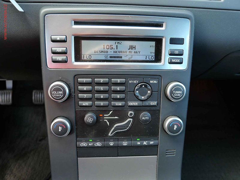 Volvo V70 (2008) 2.4 D5, AC, temp - fotka 13 z 14
