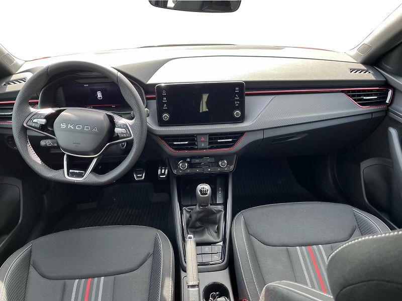 Škoda Scala MONTE CARLO 1.0TSI 85kW - fotka 5 z 24