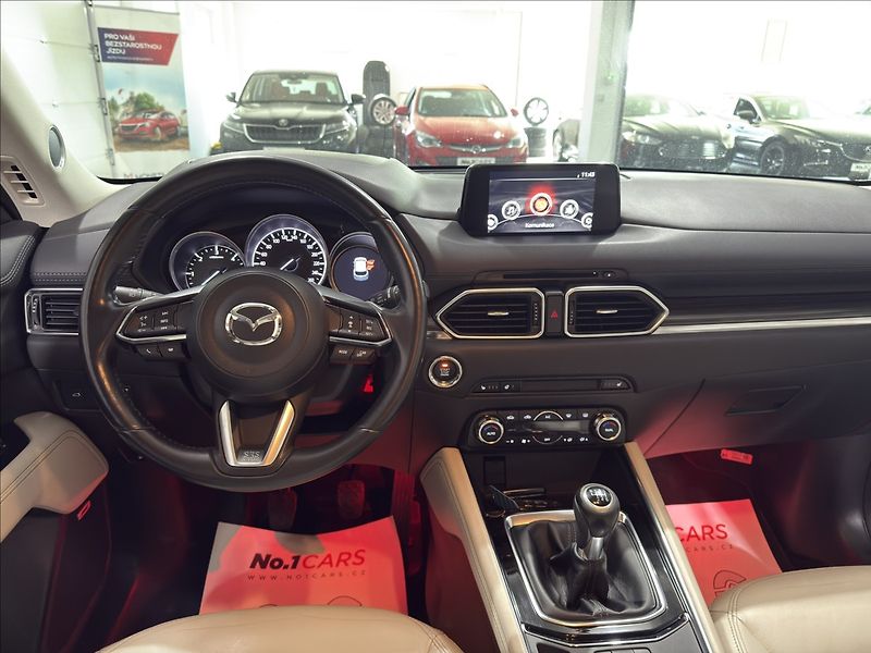 Mazda CX-5 2,2   D AWD REVOLUTION BOSE TO - fotka 28 z 50