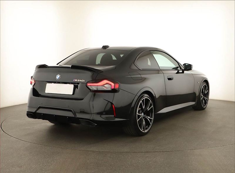 BMW Řada 2 (2023) M240i - fotka 5 z 22