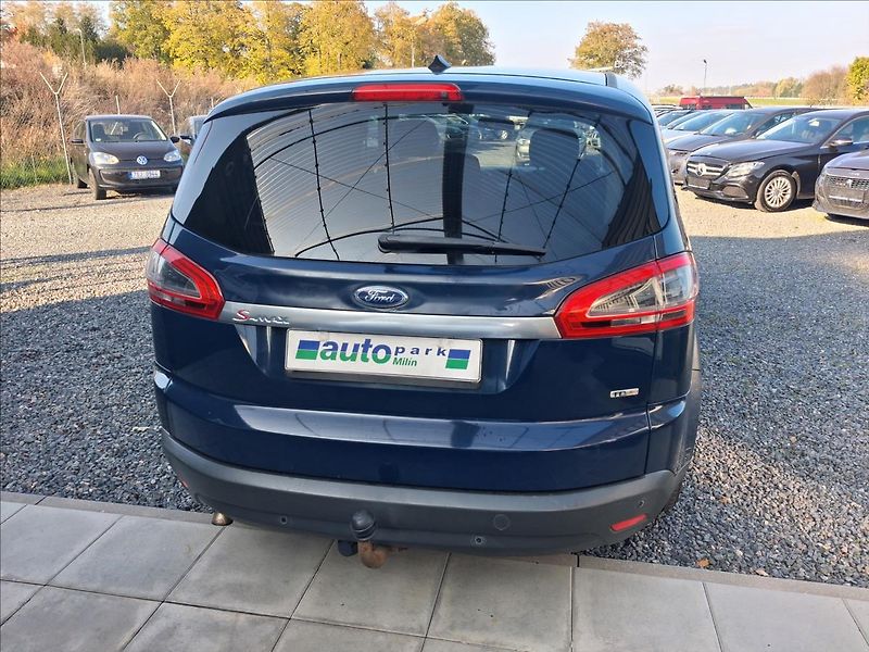 Ford S-MAX 2,0 - fotka 6 z 14