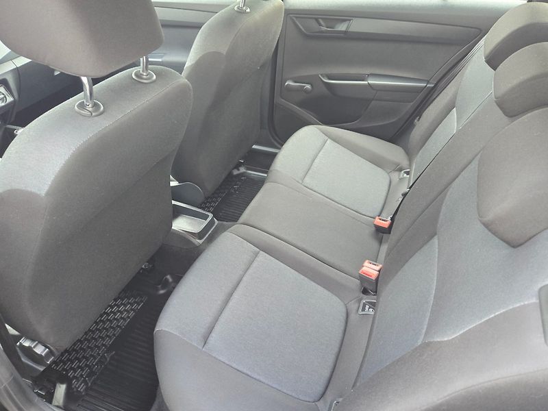 Škoda Fabia (2016) 1.2 TSI Serviska - fotka 13 z 31