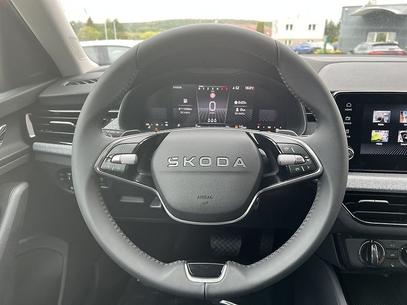 Škoda Kamiq Classic 1,0TSI 85kW - fotka 10 z 11