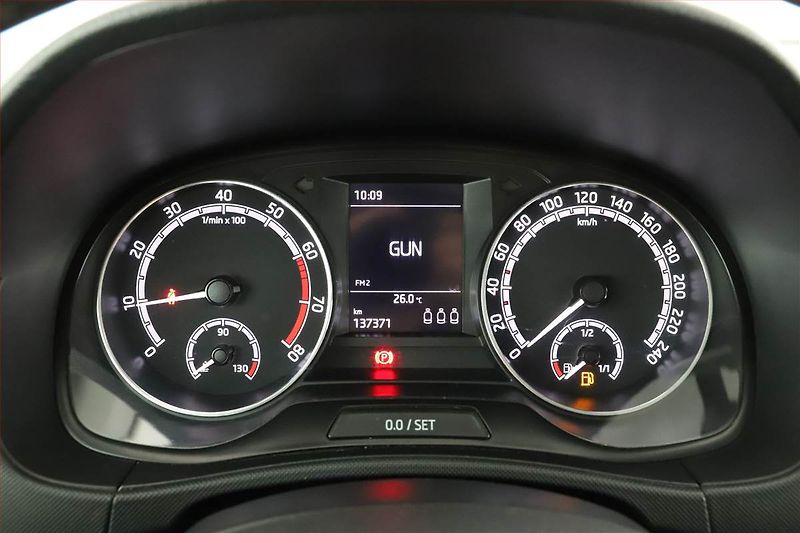 Škoda Fabia (2022) Ambition 1.0 TSI, ČR,1.maj - fotka 8 z 14