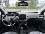Peugeot 2008 1.2T 81 kW navigace, serviska - náhled 8