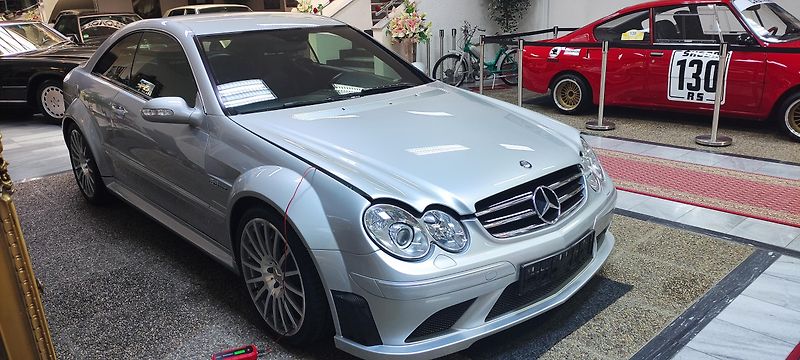 Mercedes-Benz CLK (2007) 63 AMG BLACK SERIES - fotka 7 z 26