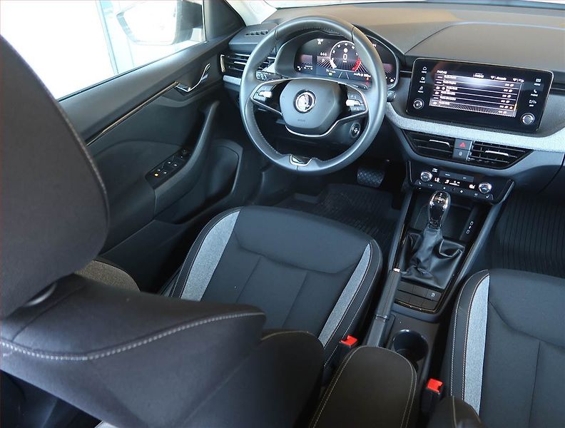 Škoda Kamiq (2024) Selection 1.0 TSI - fotka 7 z 20