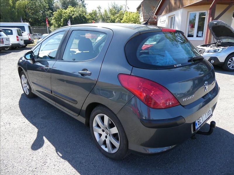 Peugeot 308 1,6 i 88kW 2x kola,klima,závěs - fotka 5 z 29