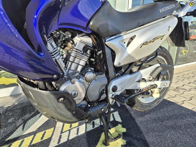 Honda XL 650 V Transalp (2004) - fotka 11 z 19