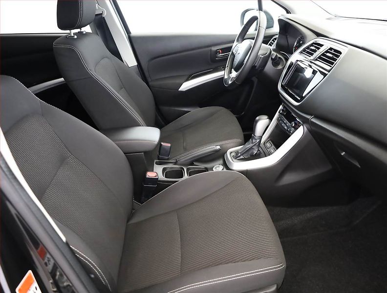 Suzuki SX4 S-Cross (2019) 1.4 BoosterJet, 4X4, Automat - fotka 7 z 18